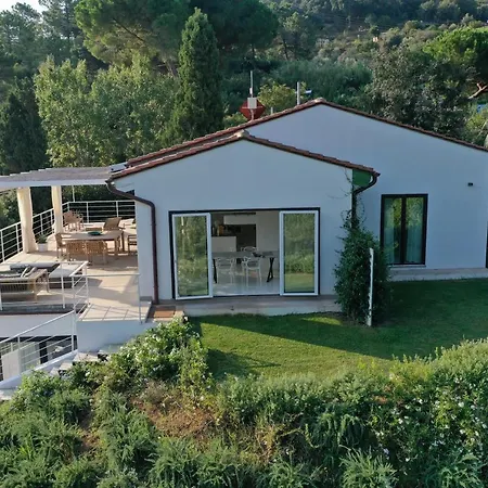 Giomoa Beach Front - Dca Certified And Guaranteed Villa *